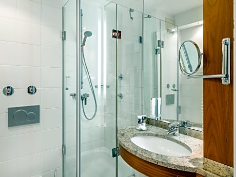 Standard Room with one double bed