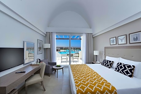 Superior Queen or Twin Beds with Pool View