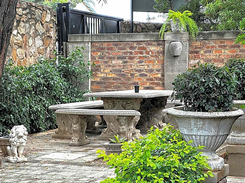 59 On True North Guest Rooms