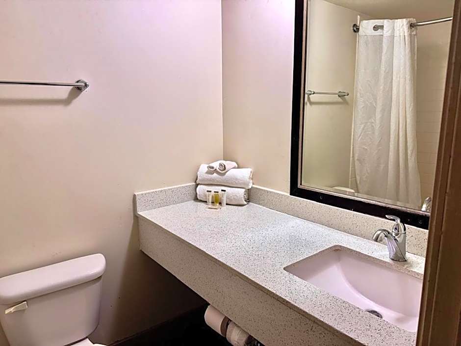 University Inn of Carbondale by Hotel O