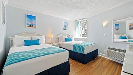 Double Suite with Pool View