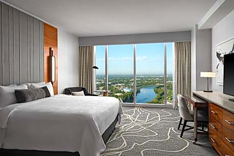 Skyline View King, Guest room, 1 King, Skyline view, Top floor