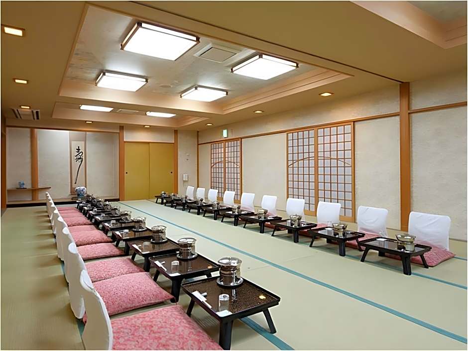Tokachigawa Onsen Kangetsuen Hotel