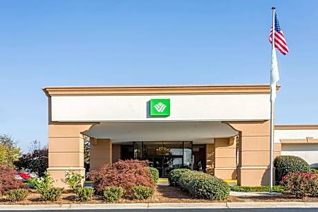 Wyndham Garden Greensboro