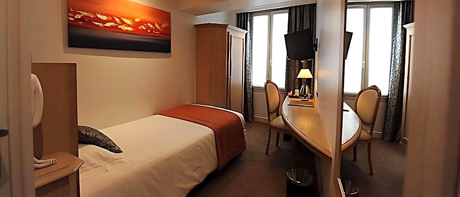 Hotel Du Midi Paris Montparnasse