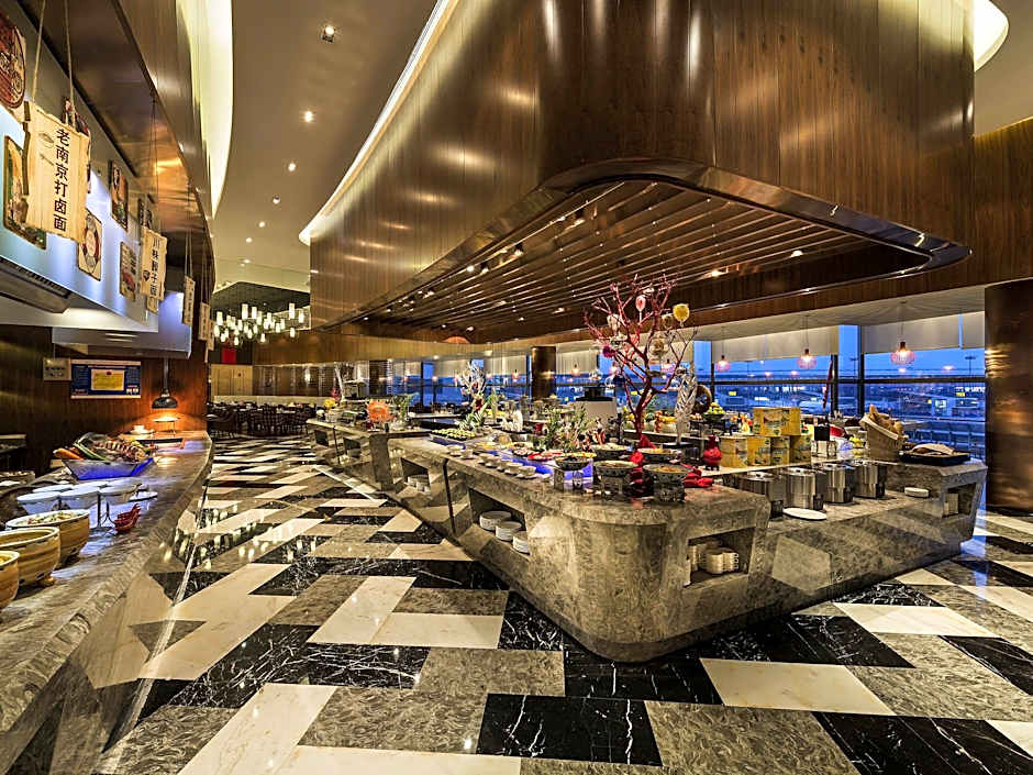 Pullman Nanjing Lukou Airport Hotel