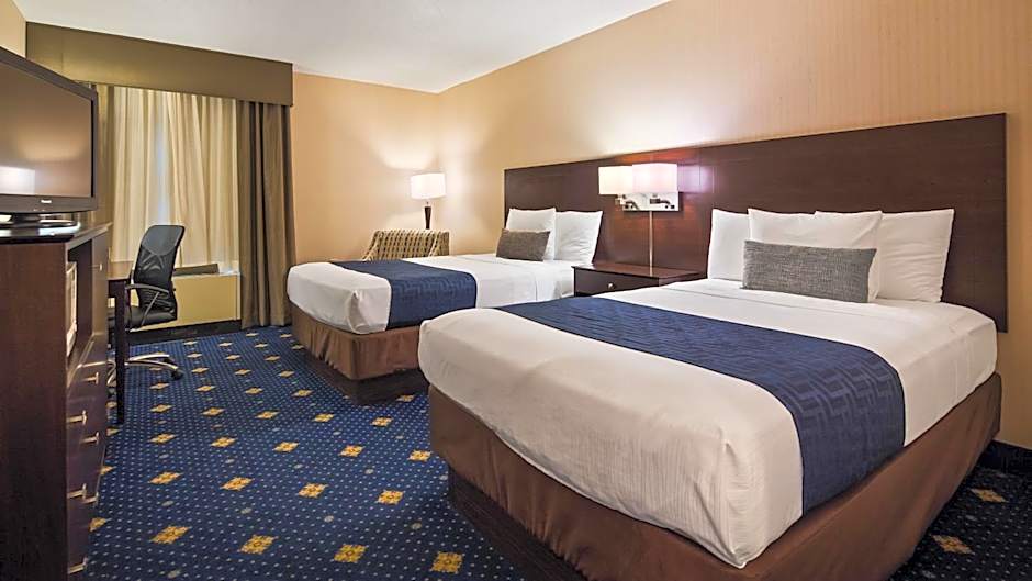 Baymont Inn & Suites by Wyndham Groton-Mystic