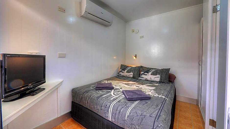 Halls Creek Motel