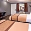 Laguna Inn and Suites