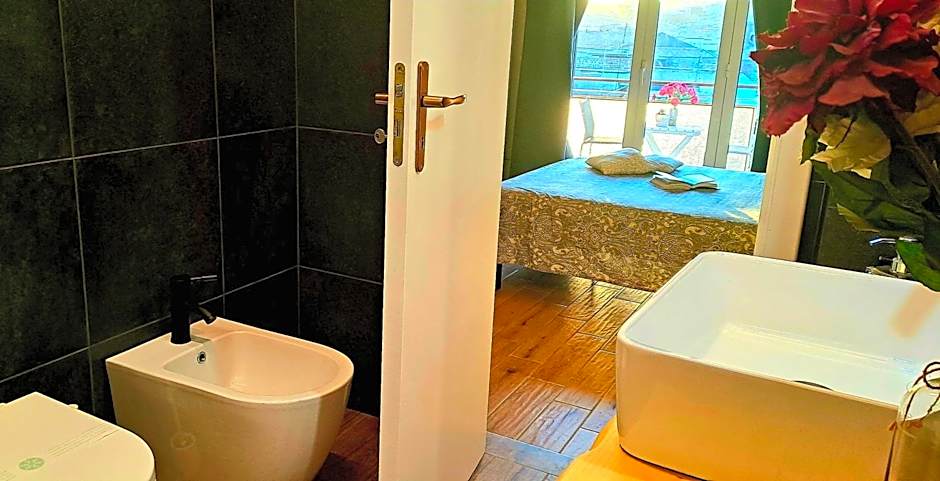 Room and suite Trinacria View