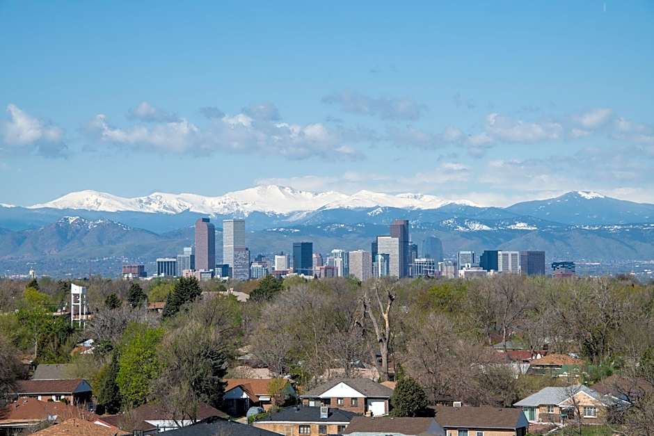 Holiday Inn Denver East By IHG