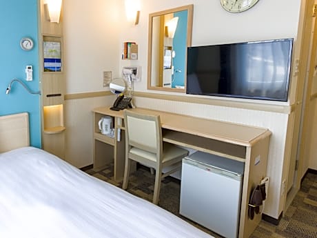 Single Room - Non-Smoking