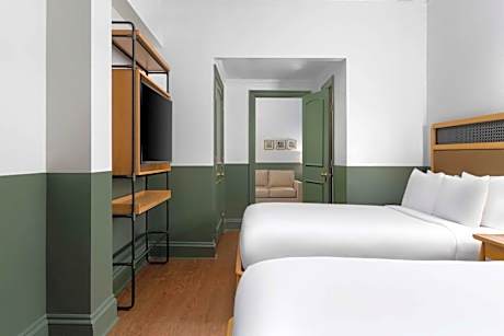 2 Queen 1 Bedroom Suite