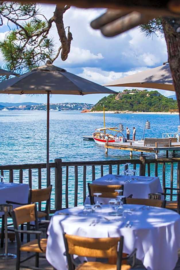 Grand Hôtel De Cala Rossa & Spa Nucca