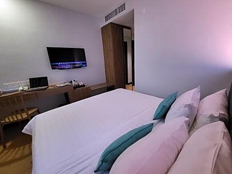 Superior Plus Room