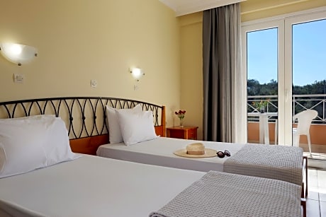 Side Sea View Apartment