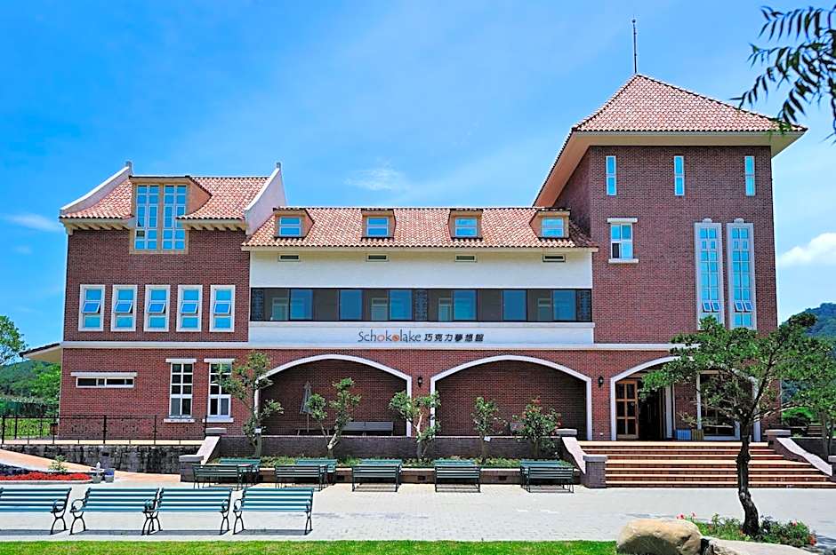 Schokolake Country House