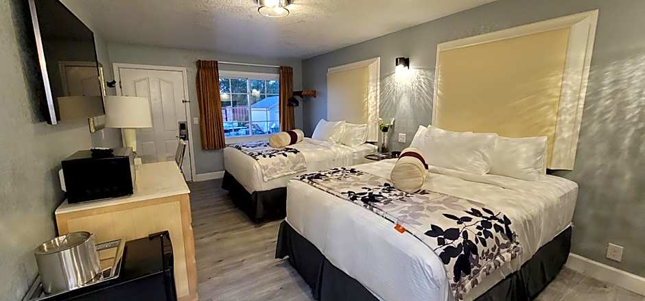 Dragonfly Inn & Suites