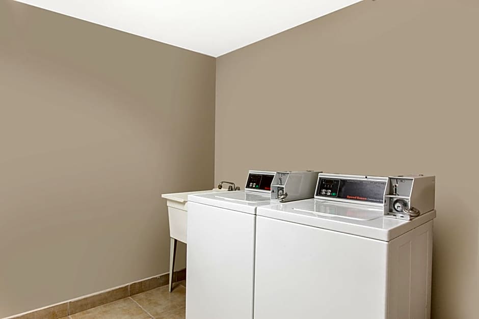 Super 8 by Wyndham Oklahoma City