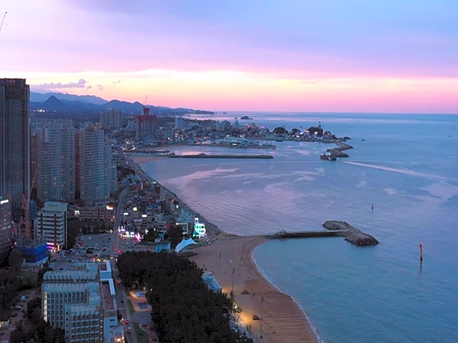 The BlueMark Hotel Sokcho