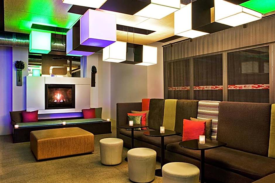Aloft Richmond West Short Pump