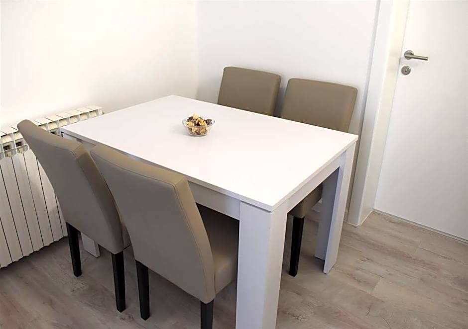 Filipovic rent a car & apartments