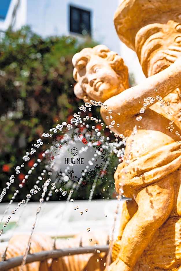 Arco Naxos Luxury Apartments