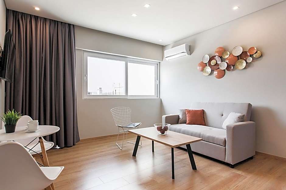 WYZ Attiki Aparthotel