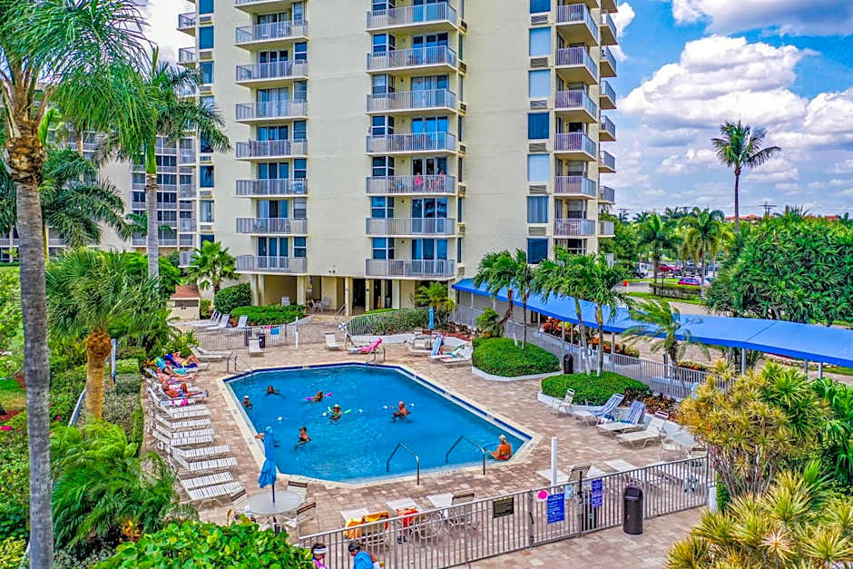 Estero Beach And Tennise Club 1008 B