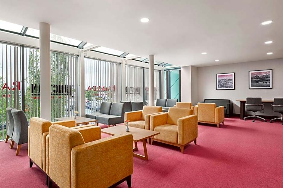 Ramada by Wyndham Cobham