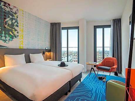 Standard Twin Room with Patio View