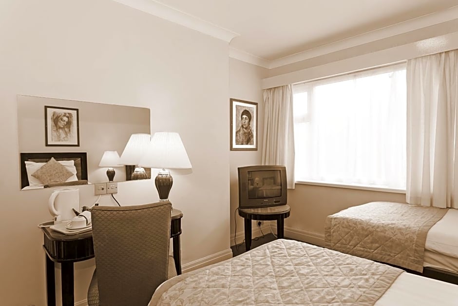 Britannia Country House Hotel & Spa