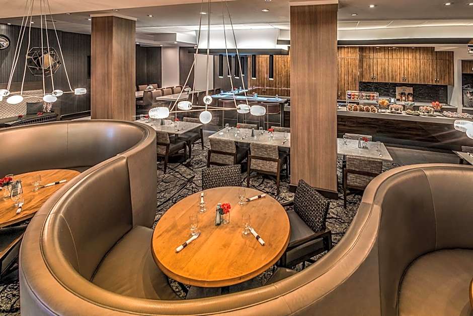 Courtyard by Marriott Bethesda Chevy Chase