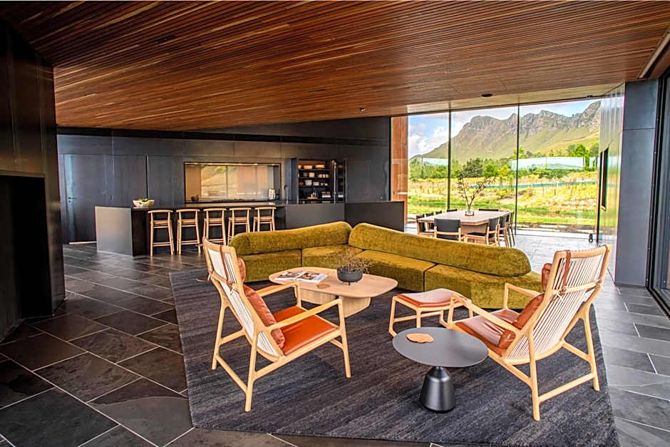 Craggy Range Luxury Vineyard Retreat