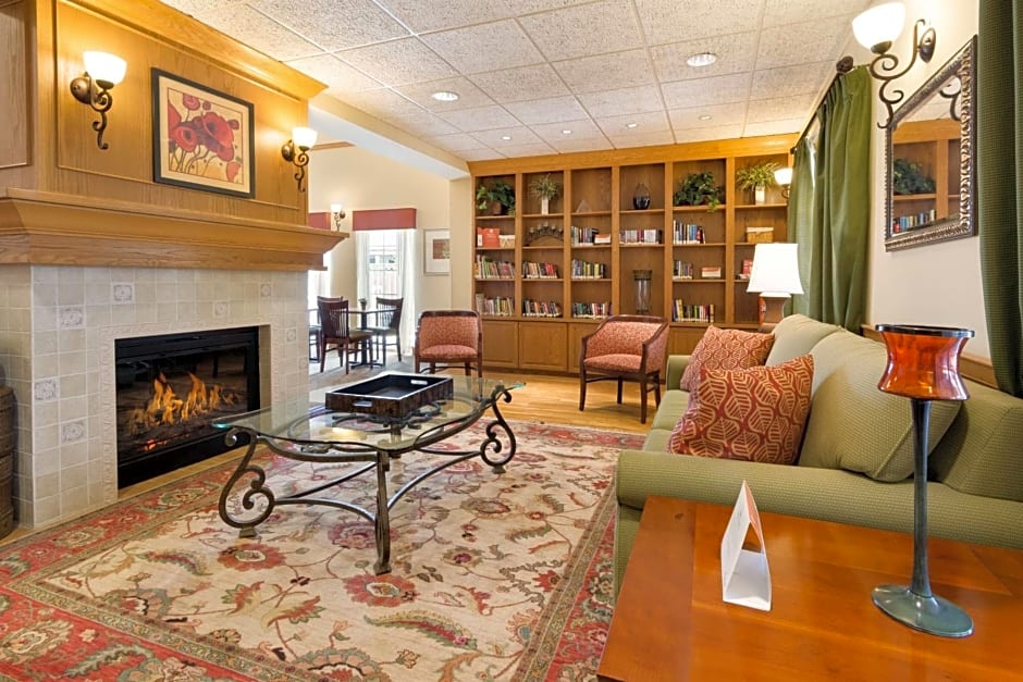 Country Inn & Suites by Radisson, Covington, LA