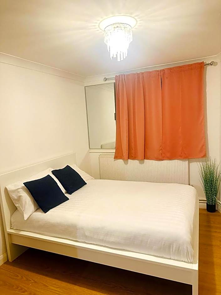 Sundrige park Hotel in Bromley, Greater London near Tesco and Sundridge Park Station