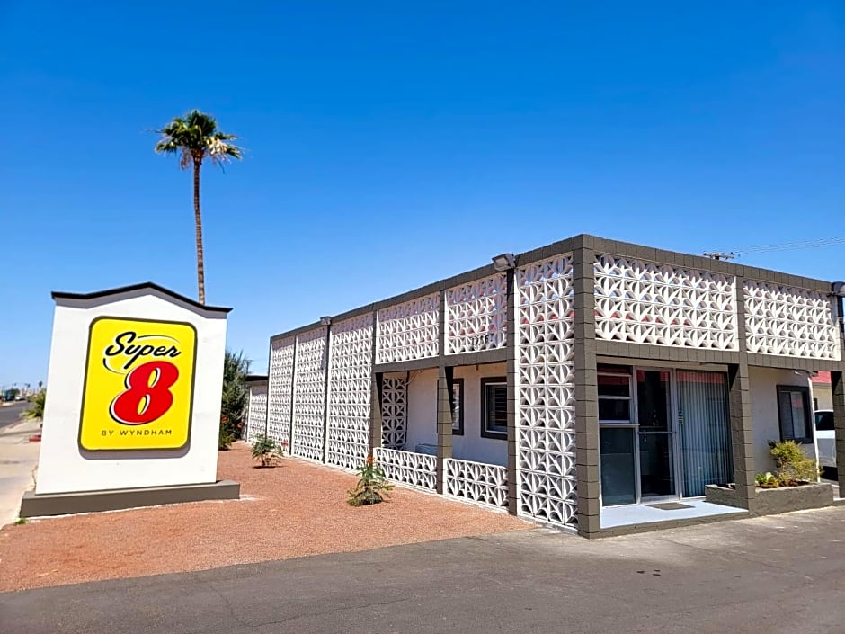 Super 8 by Wyndham El Centro North