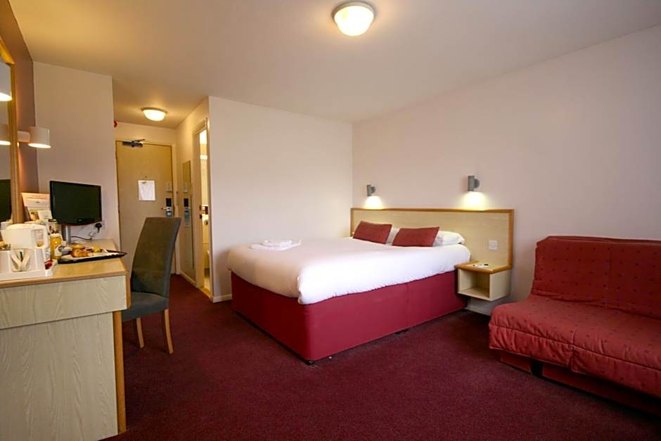 Days Inn by Wyndham Gretna Green M74