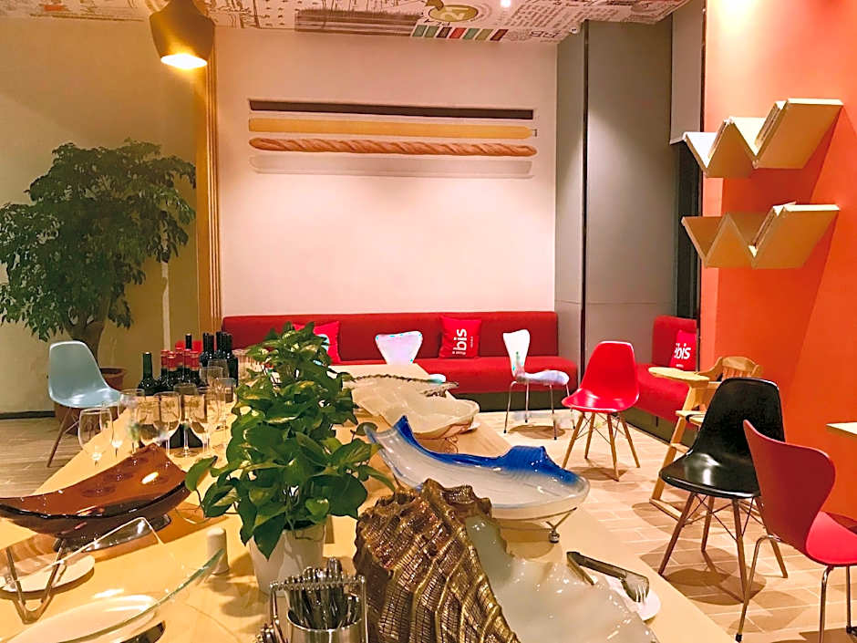 ibis Weihai Oriental New Ground  Hotel