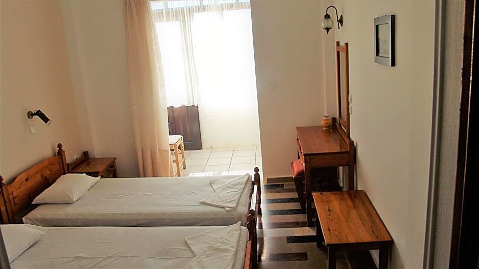 Notis Hotel