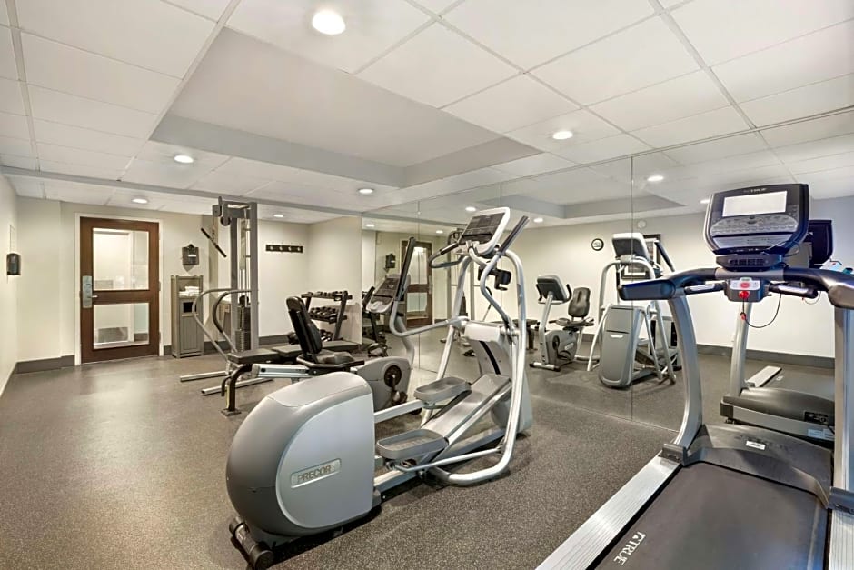 Best Western Hartford Hotel & Suites