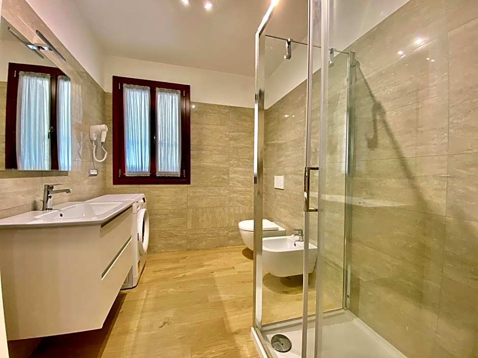 Suite House new apartments wi fi Venice island