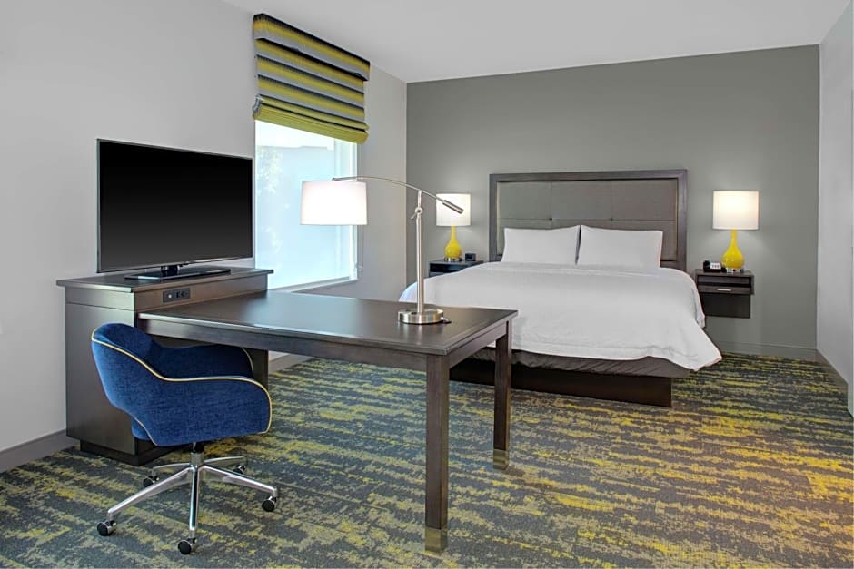 Hampton Inn By Hilton & Suites Irvine-Orange County Airport