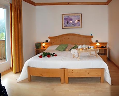 Superior Double or Twin Room with Terrace