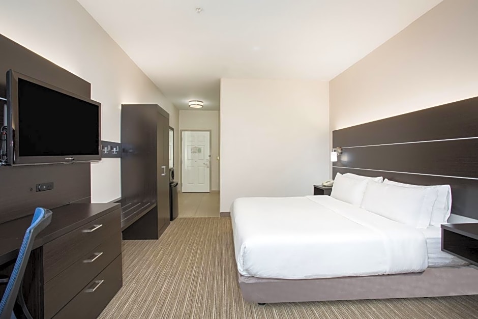 Holiday Inn Express Hotel & Suites Fort Collins