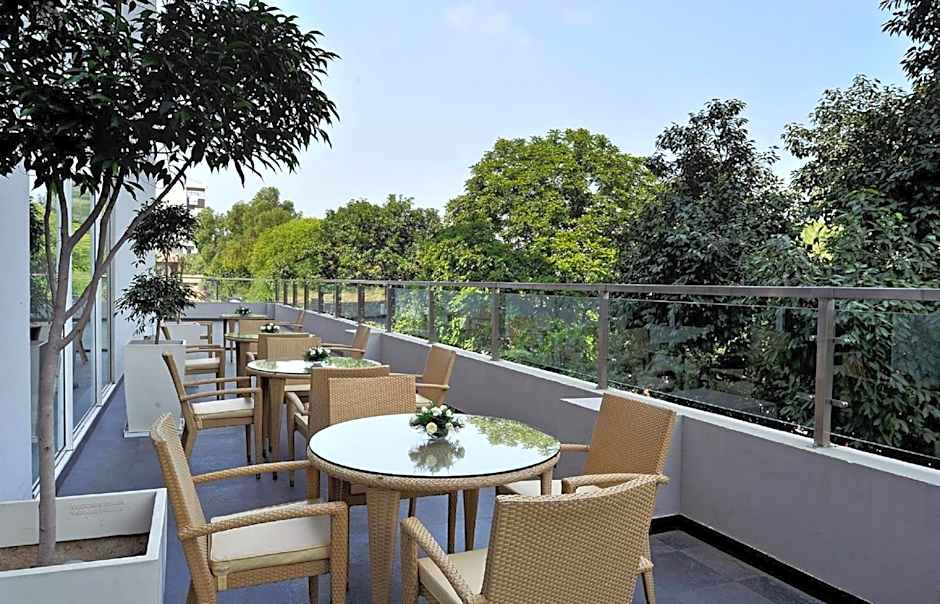Hometel Chandigarh