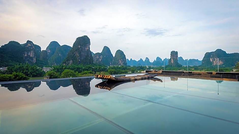 Yangshuo Hidden Dragon Villa Hotel