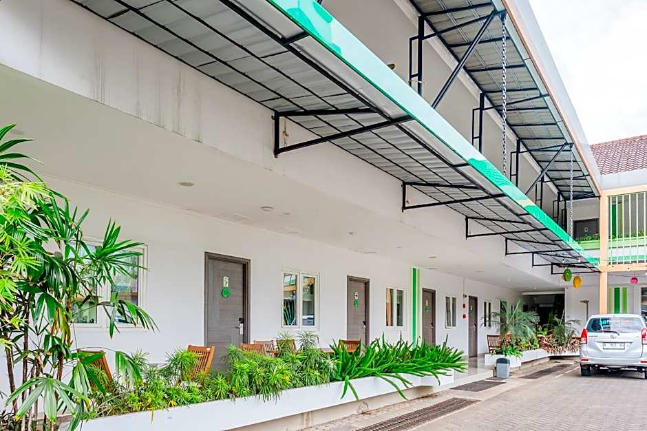 Three Eight Front One Boutique Batu Malang