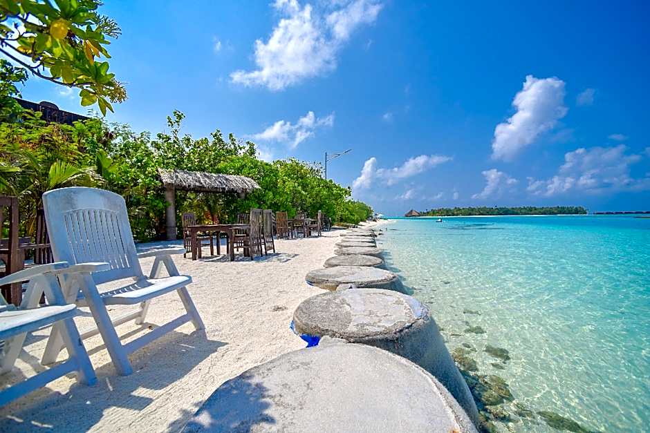 Rashu Hiyaa Hotel Dhiffushi