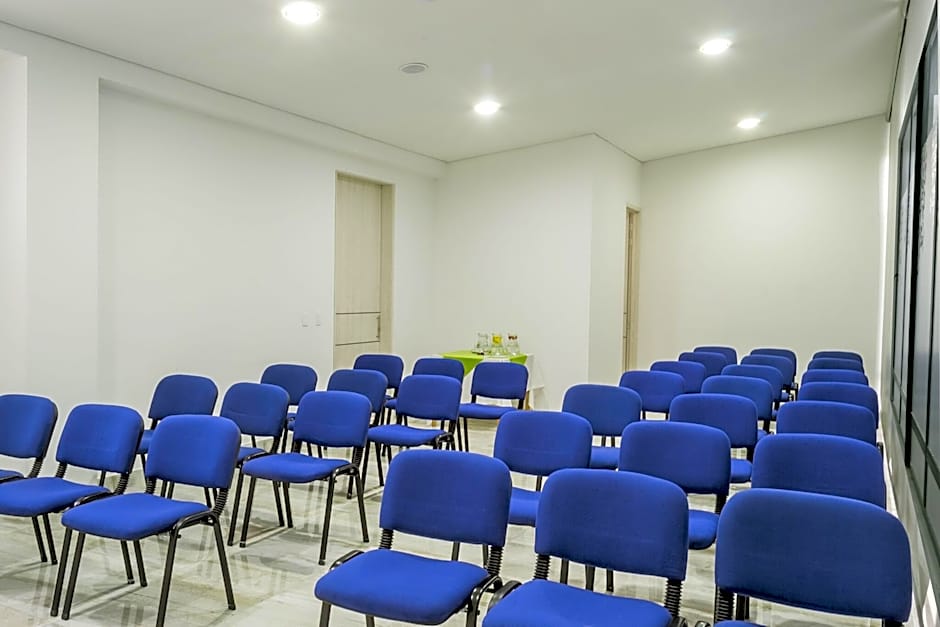 Hotel Regency Boutique La Feria